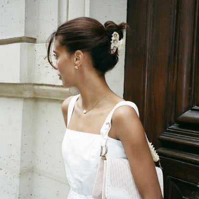 model wearing Sweetheart Clip in Cocoa Chantilly Angel Food in hair